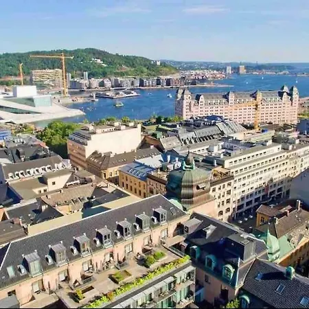 Stilren Leilighet Midt I Sentrum