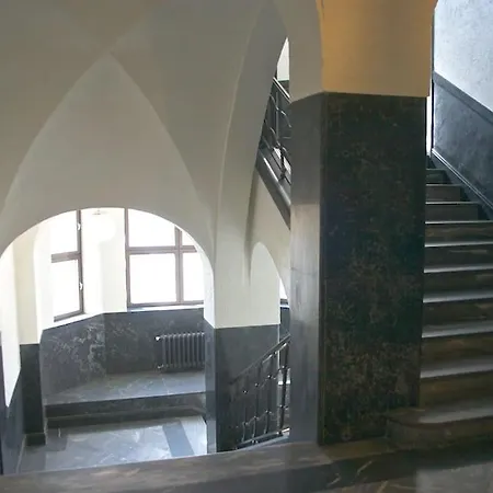 Stilren Leilighet Midt I Sentrum Apartmán *
