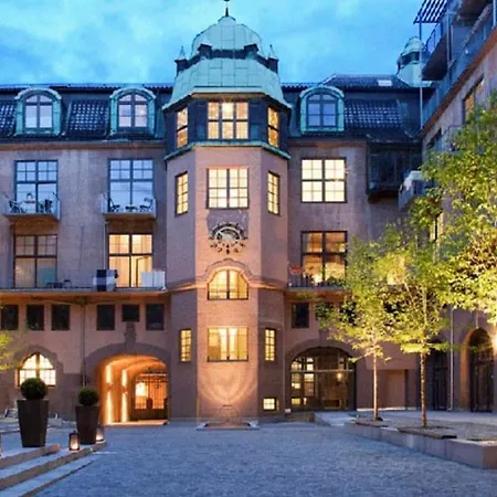 Stilren Leilighet Midt I Sentrum Apartmán *